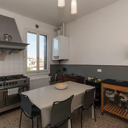 Biennale - Sant'Elena Park Apartment